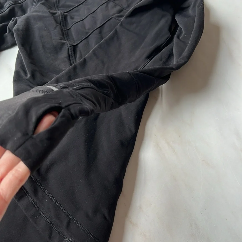 Lululemon Thermal Long Sleeve Zipper Top!